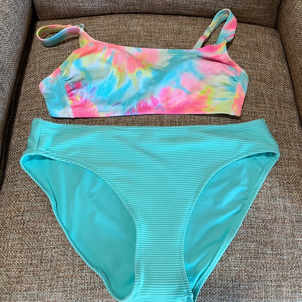 No Boundries Bikini Size L bottom and D/DD Top. NWT